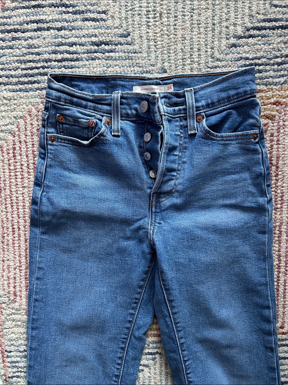 Levi's Wedgie Straight 24 Button-Fly Jeans - Medium Blue